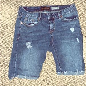 Aeropostale jean shorts size 4